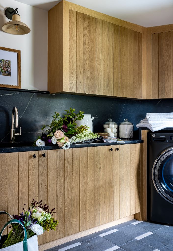 15 Deer Run — Laundry room